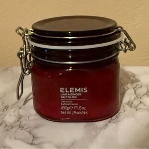 ELEMIS Skin Nourishing Salt Glow in Deep Red Jar